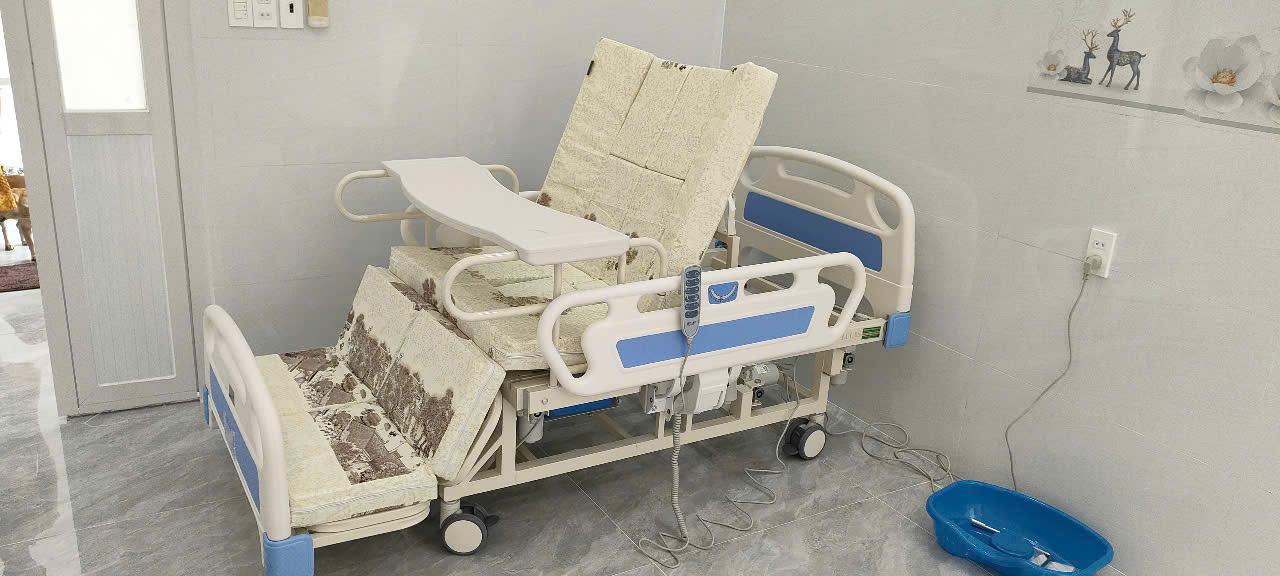 giường điện lucass GB-4e tư thế ngồi